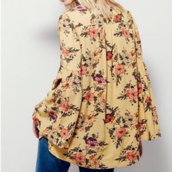 FREE PEOPLE easy girl bell sleeve tunic medium - Picture 2 of 9